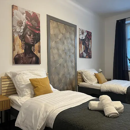 Apartsy 23 *
