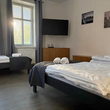 Apartsy 23 *